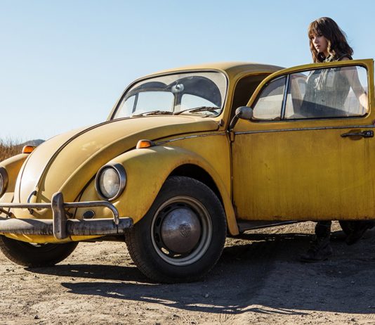 “Bumblebee” Writer to Work on DC’s “Batgirl” Movie