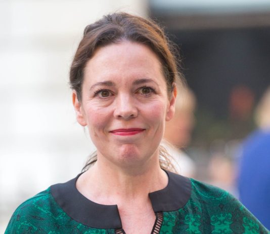 First Trailer for “The Favourite” Is Here, and It’s Royally Mad