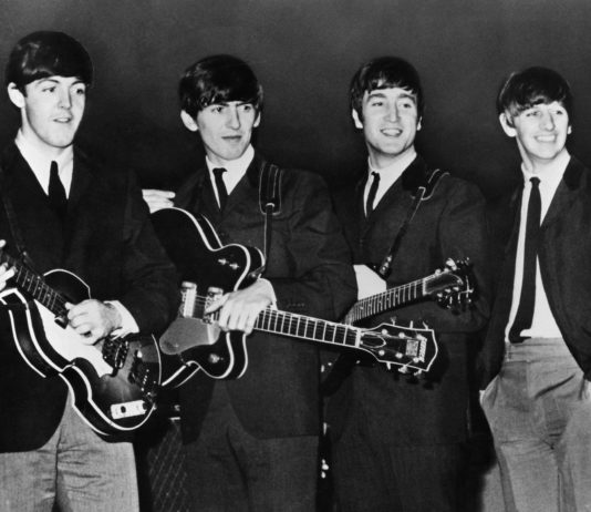 Peter Jackson Will Direct a Documentary about The Beatles’ “Let it Be” Paul Mccartney, George Harrison, John Lennon and Ringo Starr of The Beatles