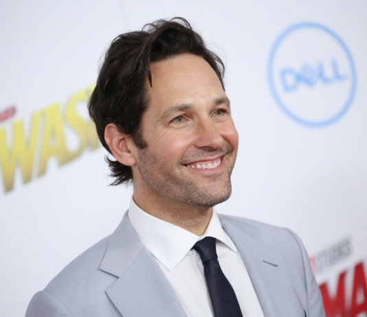 Paul Rudd, Jimmy Fallon Recreate “You Spin Me Round”