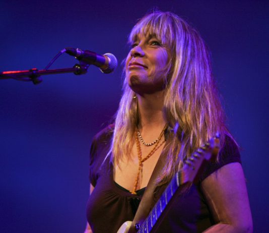 The CW is Working on a Rickie Lee Jones Scripted Series