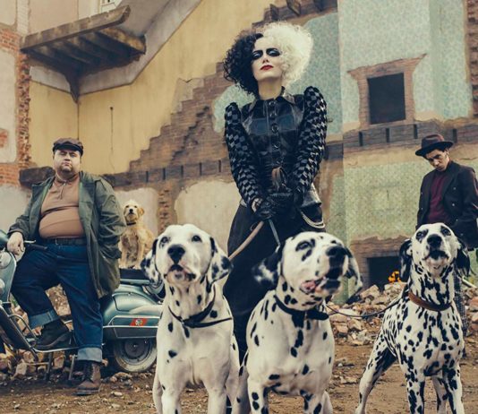 Here’s Your First Look at Emma Stone as Cruella de Vil